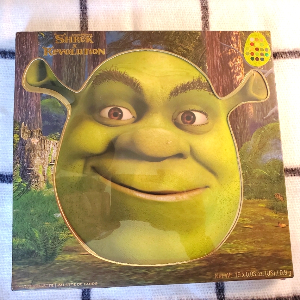 Revolution Beauty x Shrek Eyeshadow Palette